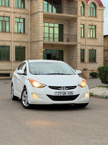 Hyundai Elantra 2013, 216,456 km - 1.8 л - İmişli
