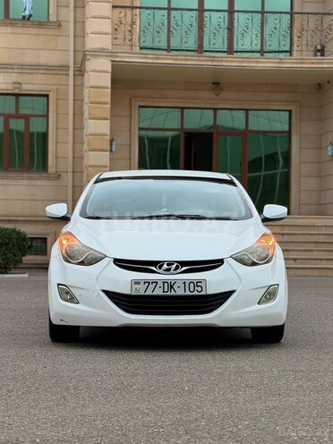 Hyundai Elantra 2013, 216,456 km - 1.8 л - İmişli