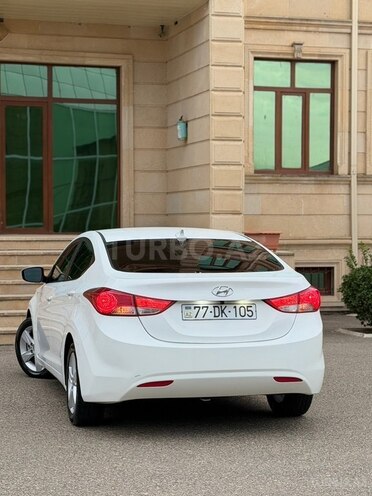 Hyundai Elantra 2013, 216,456 km - 1.8 л - İmişli
