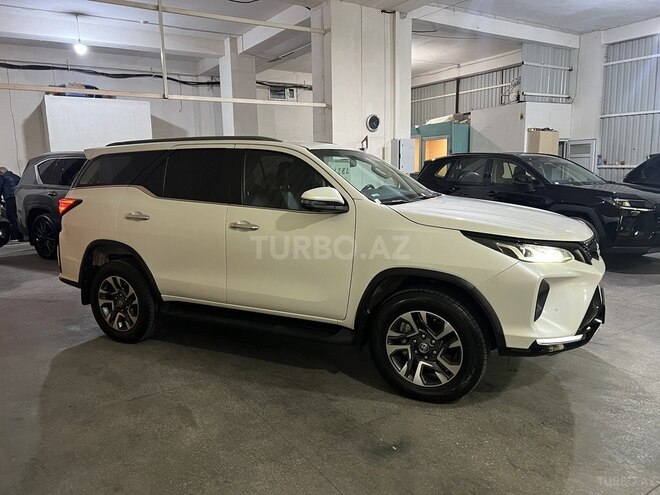Toyota Fortuner 2022, 145,000 km - 2.8 л - Bakı