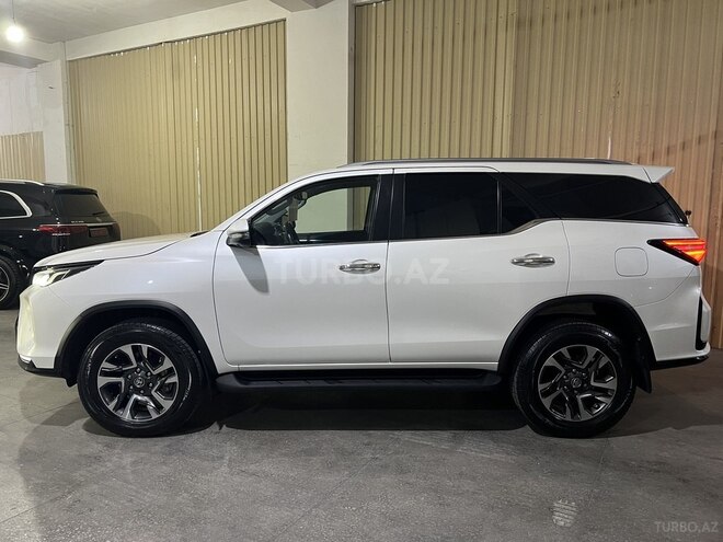 Toyota Fortuner 2022, 145,000 km - 2.8 л - Bakı