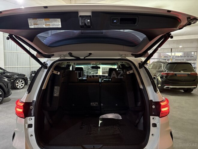 Toyota Fortuner 2022, 145,000 km - 2.8 л - Bakı
