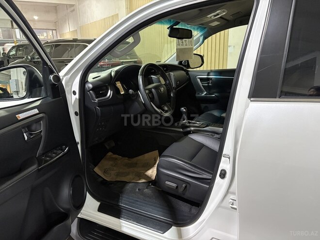 Toyota Fortuner 2022, 145,000 km - 2.8 л - Bakı