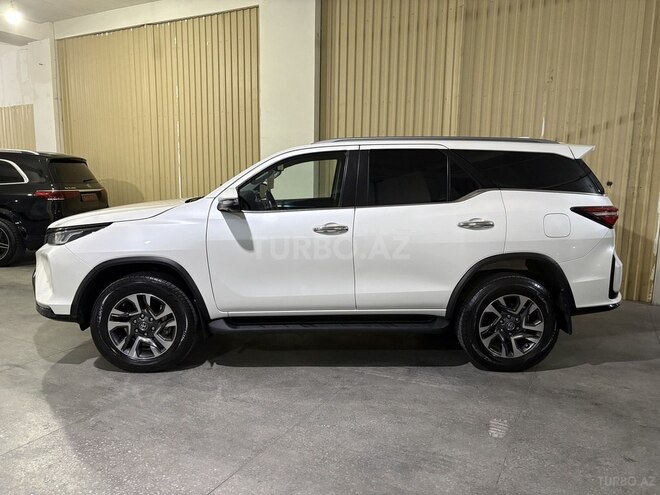 Toyota Fortuner 2022, 145,000 km - 2.8 л - Bakı