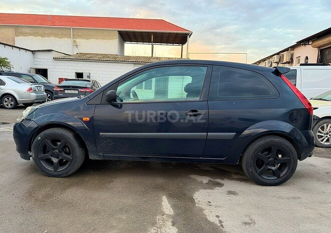 Ford Fiesta 2007, 300,000 km - 1.4 l - Bakı