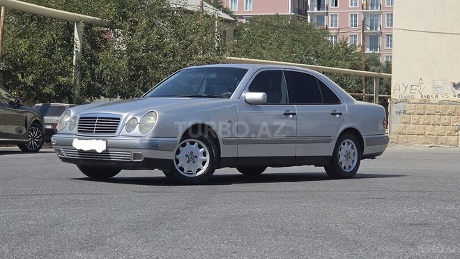 Mercedes E 240 1998, 435,580 km - 2.4 l - Bakı