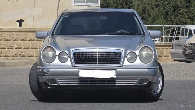 Mercedes E 240 1998, 435,580 km - 2.4 l - Bakı
