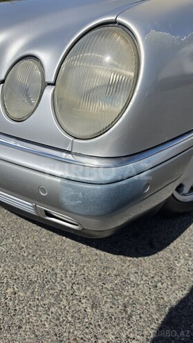 Mercedes E 240 1998, 435,580 km - 2.4 l - Bakı