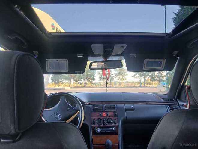 Mercedes E 220 2001, 680,000 km - 2.2 l - Tərtər