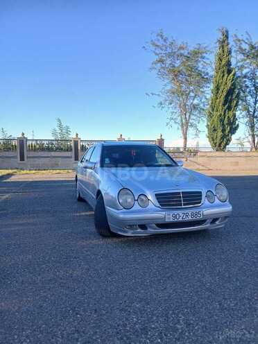 Mercedes E 220 2001, 680,000 km - 2.2 l - Tərtər