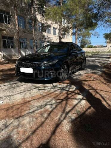 Kia K5 2017, 166,000 km - 2.0 l - Salyan
