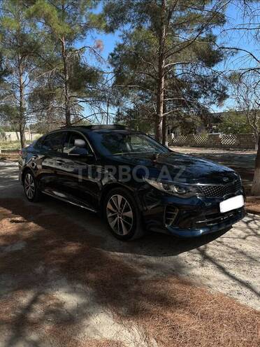 Kia K5 2017, 166,000 km - 2.0 l - Salyan