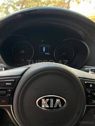 Kia K5 2017, 166,000 km - 2.0 l - Salyan