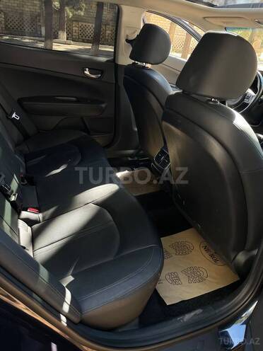 Kia K5 2017, 166,000 km - 2.0 l - Salyan