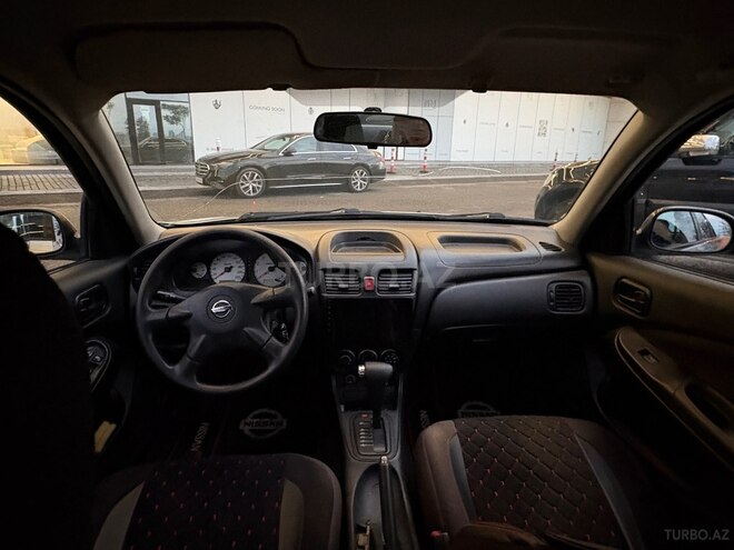 Nissan Sunny 2010, 311,000 km - 1.3 л - Bakı
