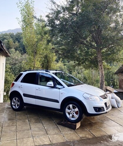 Suzuki SX4 2011, 182,000 km - 1.6 l - Lerik