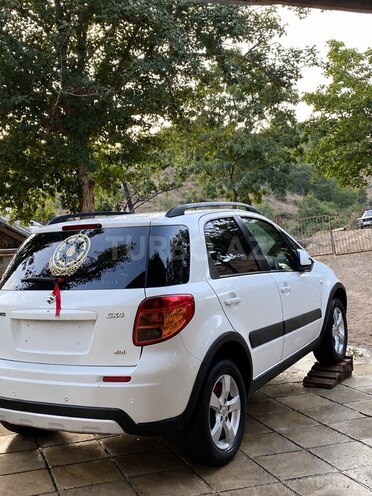 Suzuki SX4 2011, 182,000 km - 1.6 l - Lerik
