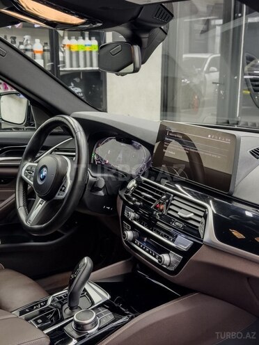BMW 530e 2022, 33,000 km - 2.0 l - Bakı