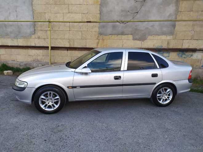 Opel Vectra 1998, 340,000 km - 1.6 l - Bakı