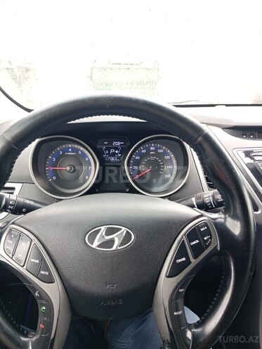 Hyundai Elantra 2014, 117,000 km - 2.0 l - Bakı