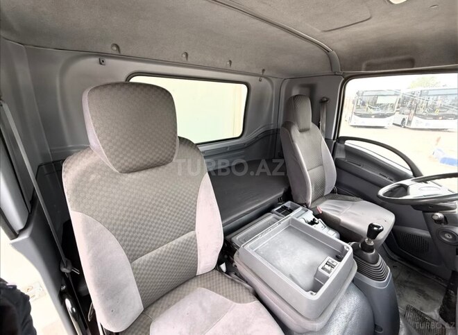 Isuzu  2020, 500,000 km - 5.2 l - Sumqayıt