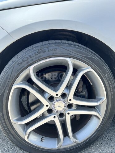 Mercedes E 250 4MATIC 2015, 93,000 km - 2.1 л - Bakı
