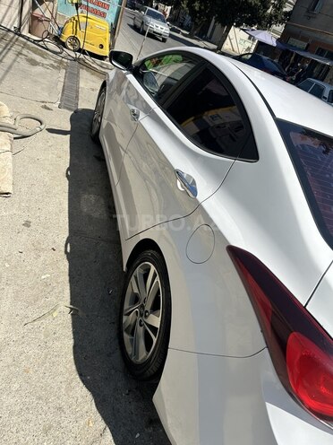 Hyundai Avante 2014, 270,000 km - 1.6 l - Bakı