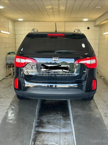 Kia Sorento 2013, 147,000 km - 3.5 l - 