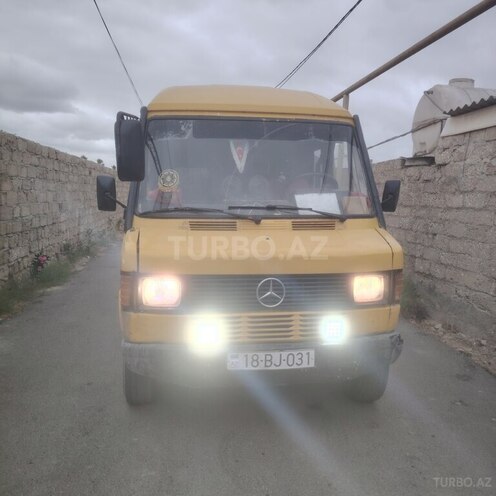 Mercedes 208 D 1993, 368,959 km - 2.3 л - Bakı