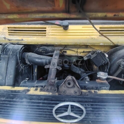 Mercedes 208 D 1993, 368,959 km - 2.3 л - Bakı