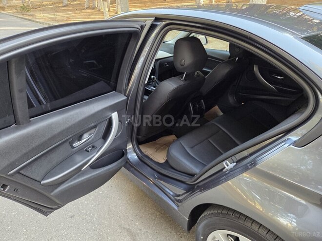 BMW 320 2018, 256,000 km - 2.0 l - Sumqayıt