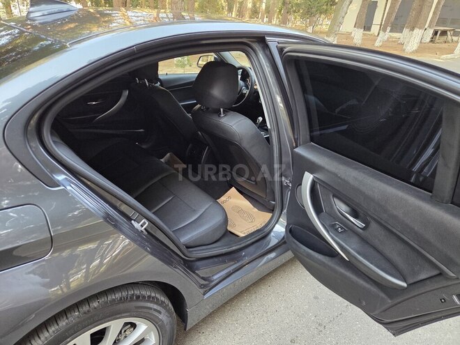BMW 320 2018, 256,000 km - 2.0 l - Sumqayıt