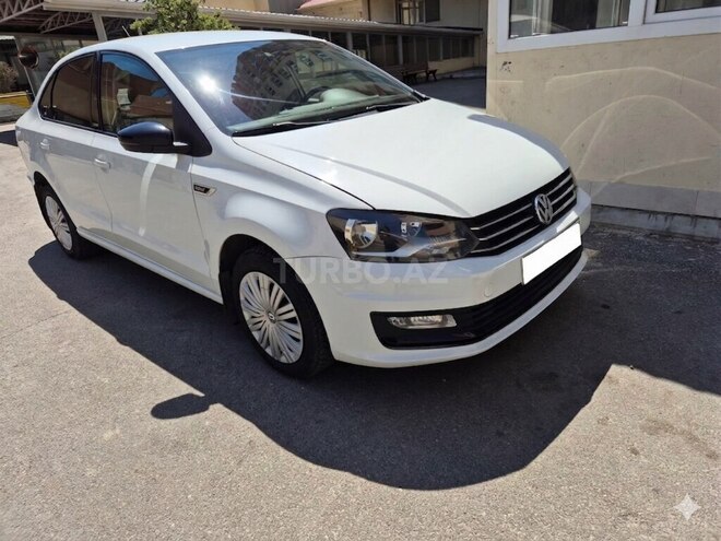 Volkswagen Polo 2018, 129,300 km - 1.6 л - Bakı
