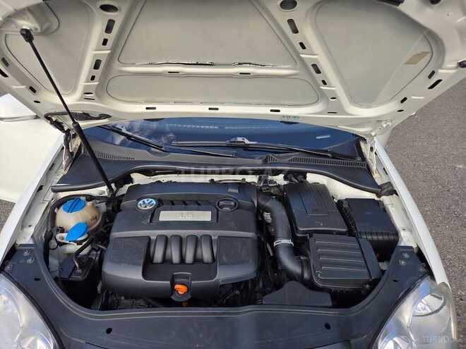Volkswagen Jetta 2007, 392,257 km - 1.6 l - Yevlax