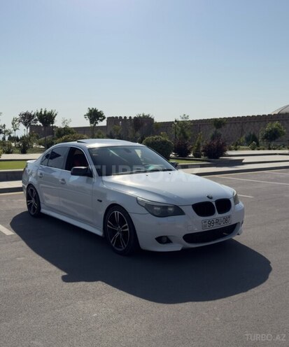 BMW 525 2005, 330,000 km - 2.5 l - Bakı