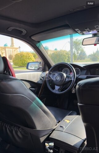 BMW 525 2005, 330,000 km - 2.5 l - Bakı