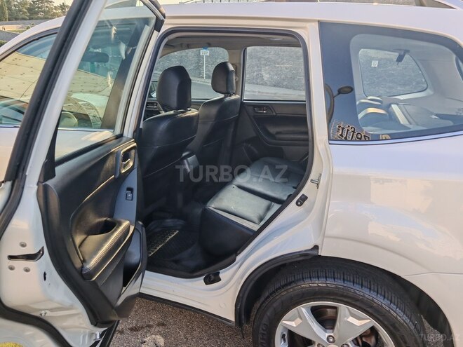 Subaru Forester 2014, 106,395 km - 2.5 l - Bakı