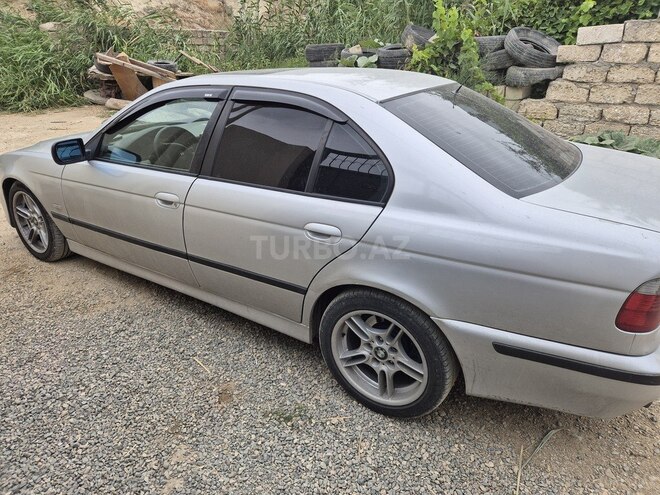 BMW 525 2003, 300,000 km - 2.5 l - Bakı
