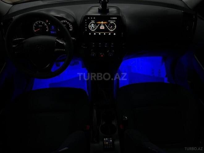 Hyundai i30 2008, 249,000 km - 1.4 л - Sumqayıt