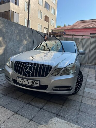 Mercedes E 220 2014, 302,000 km - 2.1 l - Bakı
