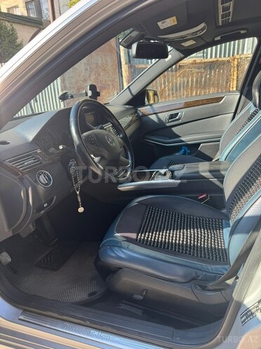 Mercedes E 220 2014, 302,000 km - 2.1 l - Bakı