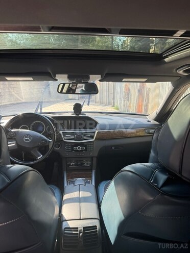 Mercedes E 220 2014, 302,000 km - 2.1 l - Bakı