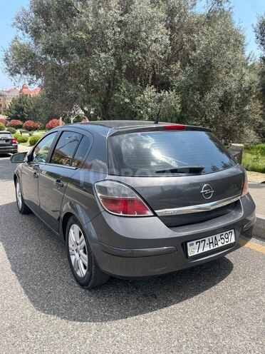 Opel Astra 2009, 240,000 km - 1.4 л - Bakı