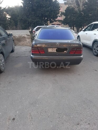 Mercedes E 240 1999, 200,000 km - 2.4 l - Ağcabədi