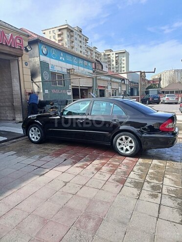 Mercedes E 220 2008, 241,000 km - 2.2 l - Bakı