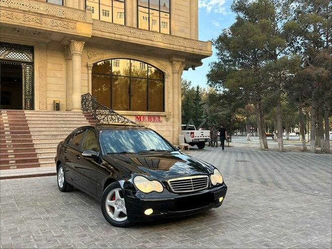 Mercedes C 200 2000, 354,165 km - 2.2 л - Sumqayıt