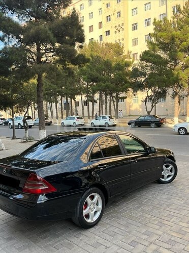 Mercedes C 200 2000, 354,165 km - 2.2 л - Sumqayıt