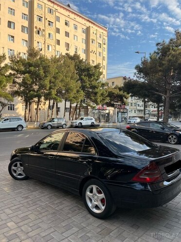 Mercedes C 200 2000, 354,165 km - 2.2 л - Sumqayıt