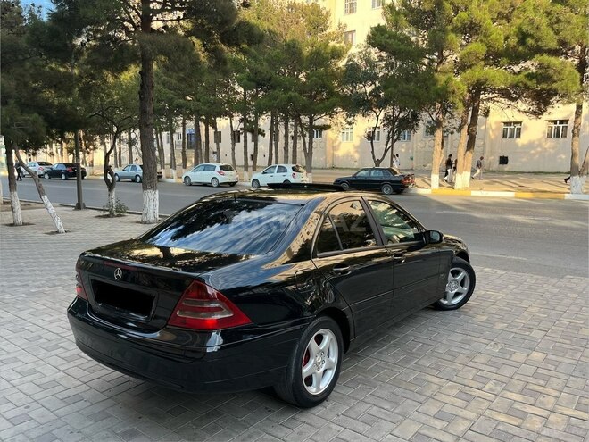 Mercedes C 200 2000, 354,165 km - 2.2 л - Sumqayıt