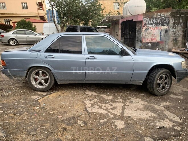 Mercedes 190 1992, 300,000 km - 2.0 l - Bakı